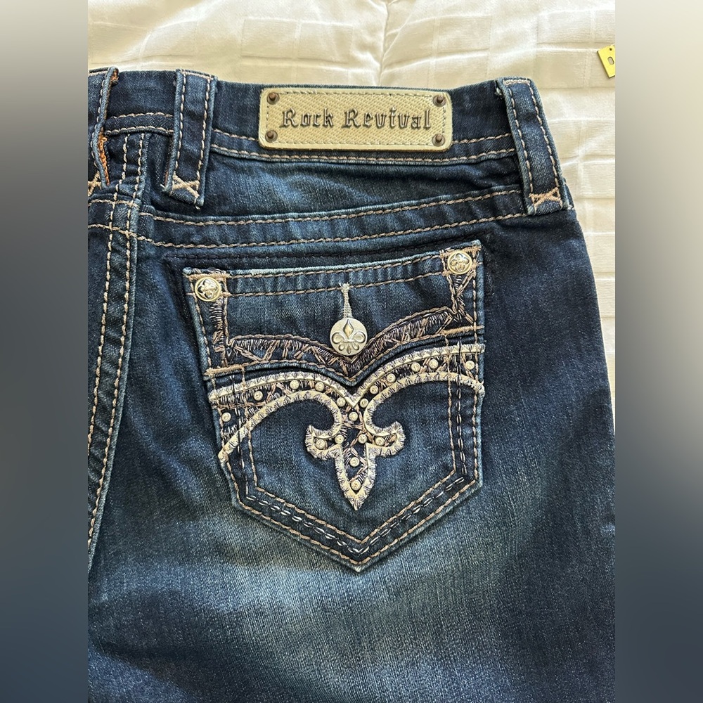 Rock Revival “Maisky” Women's Dark Blue Capri Jeans
